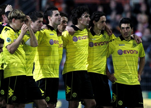 Dortmund je v čele Bundesligy.
