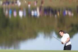 Lee Westwood sesadil z trůnu Tigera Woodse.