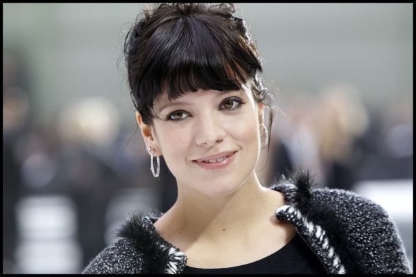 Lily Allenová potratila. Byla v šestém měsíci.