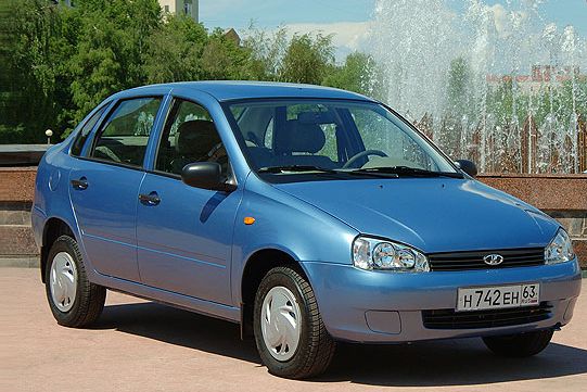 Ruské vozy Lada Kalina mají problémy s brzdami, proto je výrobce svolává do servisů. 