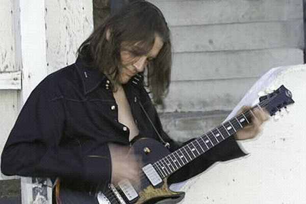 Bluesman Robben Ford.