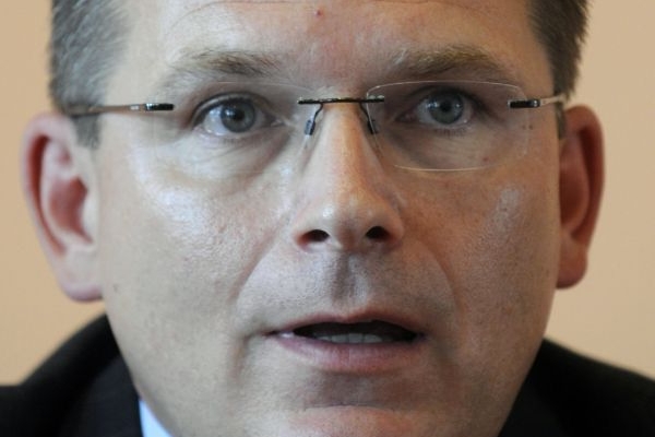 Exministr Šedivý se stane náměstkem ministra obrany. 