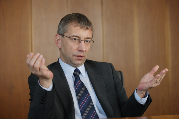 Ministr Drábek připravil malou penzijní reformu.