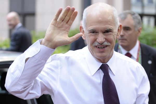 Zamává premiér Papandreu na rozloučenou?