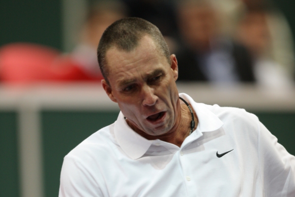 Ivan Lendl v Ostravě porazil Borga a pobavil Ostravu.