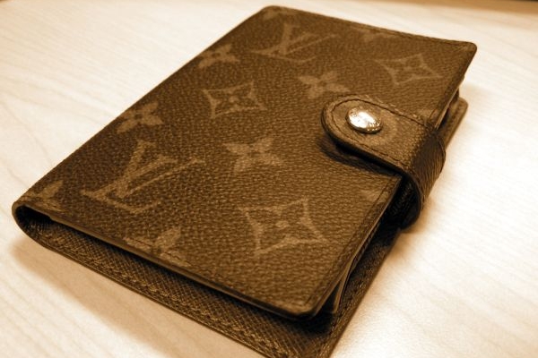 Jednalo se o padělky značek Louis Vuitton či Burberry (ilustrační foto).