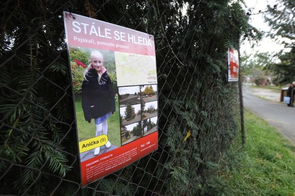 Obviněný v případu zmizelé Aničky bude dál stíhán, soud nevyhověl jeho stížnosti.