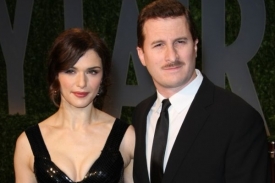 Rachel Weiszová a režisér Darren Aronofsky. 