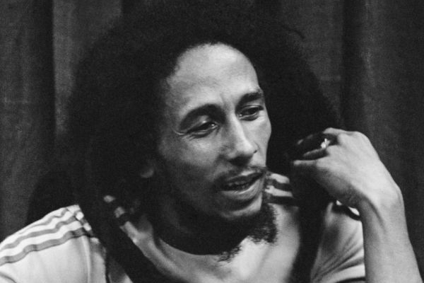 Zpěvák Bob Marley.