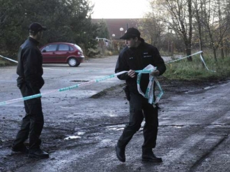 Policisté zajišťují místo činu v obci Limbach.