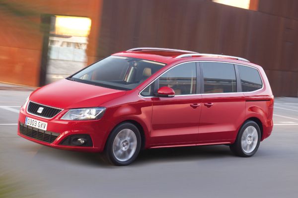 Design nového Seatu Alhambra není převratný, ale eleganci nepostrádá.