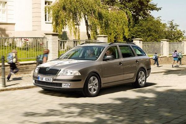 Škoda Octavia je stále neprodávanějším vozem mladoboleslavské automobilky.