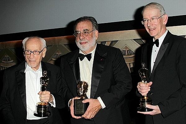 Herec Eli Wallach, režisér Francis Ford Coppola a filmový historik Kevin Brownlow.