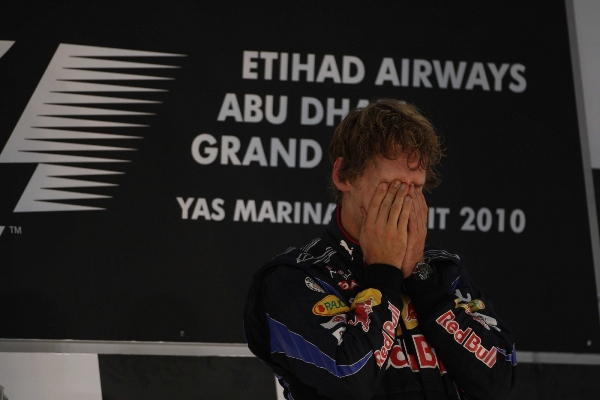 Sebastian Vettel na stupních vítězů.