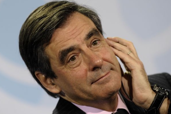 Staronový premiér Francois Fillon. Staronový premiér Francois Fillon.