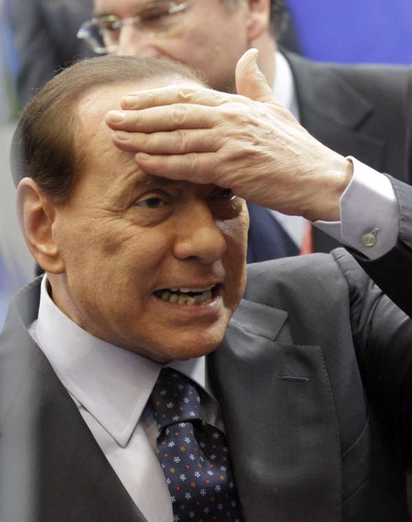 V Itálii se mluví o pádu Berlusconiho stále hlasitěji.