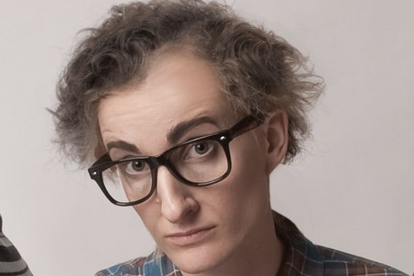 Adela Banášová jako slavný Woody Allen.