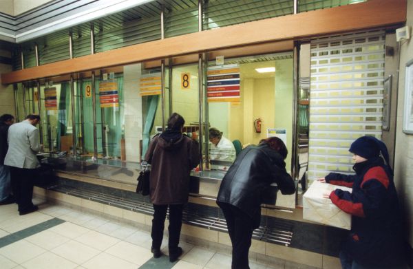 Ministerstvo financí už daňové složenky poště proplácet nebude.