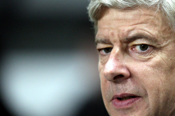 Arsene Wenger těžce nesl porážku od Tottenhamu.
