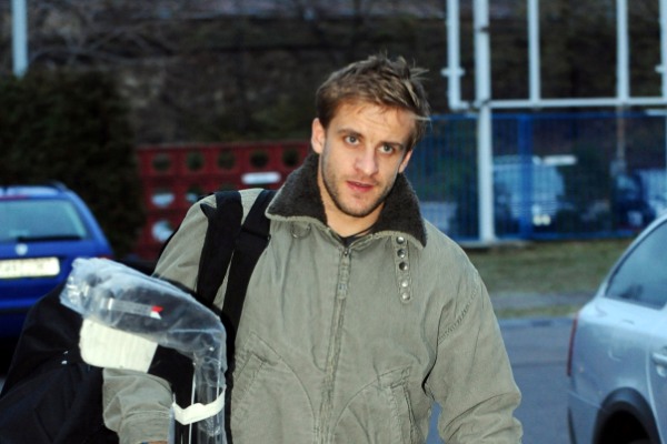 Jan Marek rozhodl v KHL nájezdy proti Ufě.