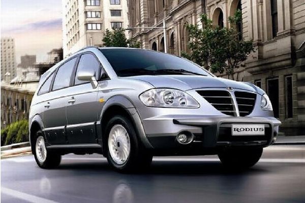 Jeden z modelů automobilky Ssangyong - Rodius. Jeden z modelů automobilky Ssangyong - Rodius.