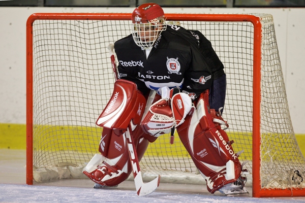 Dominik Hašek ještě v pardubickém dresu.