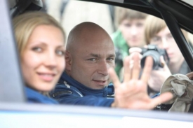 Olga Lounová a Daniel Landa ve filmu Tacho.