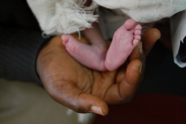Společnost UNICEF prý zjistila, jak ochránit děti před virem HIV.