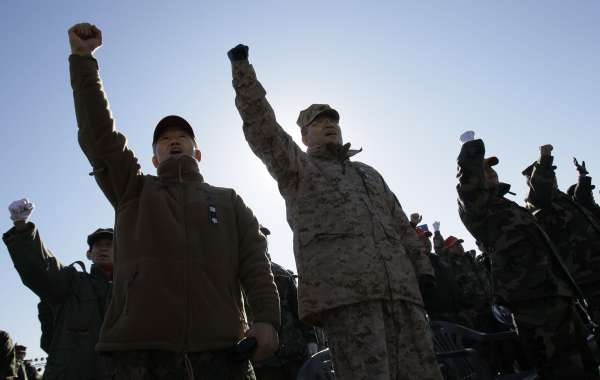 Veteráni jihokorejské armády protestují proti KLDR.