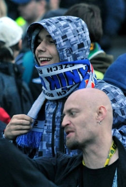Násilnosti se podle ministerstva vnitra podařilo vymýtit ze stadionů.