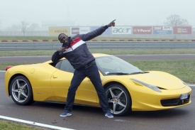 Stejným ferrari jako Usain Bolt se můžete projet i vy. Když si zaplatíte.