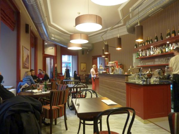 Café Colore je elegantní kavárna v centru Prahy.