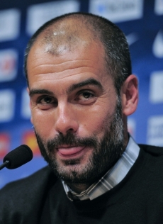 Pep Guardiola, trenér Barcelony, neměl důvod se nesmát.