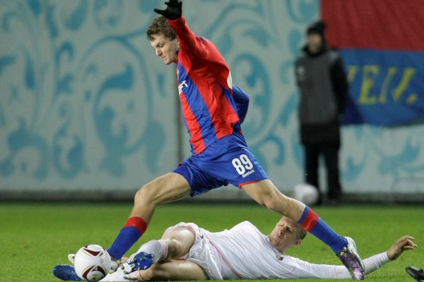 Český útočník Tomáš Necid s CSKA Moskva hostí švýcarské Lausanne.