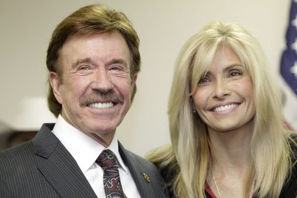 Chuck Norris s manželkou Genou O'Kelleyovou.