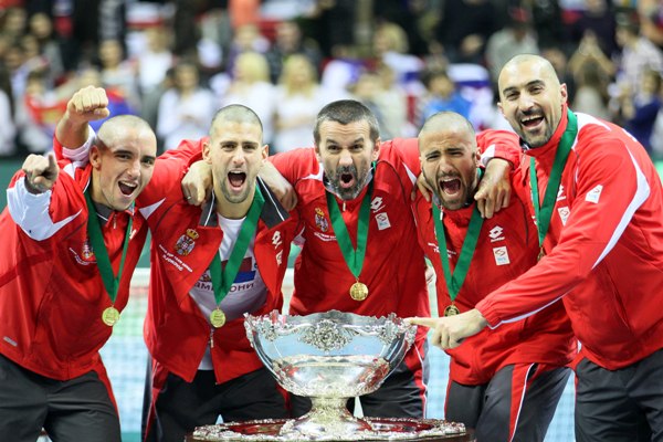 Oholení vítězové Davis Cupu.