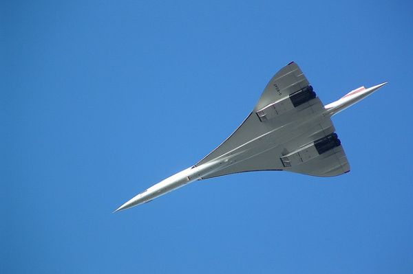 Za pád concordu může předchozí letadlo a jeho špatná údržba. Za pád concordu může předchozí letadlo a jeho špatná údržba.