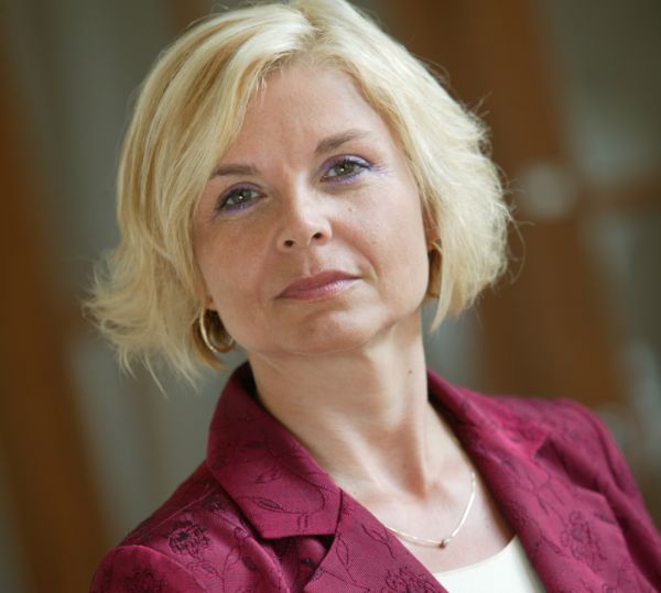 Daniela Kovářová si stěžuje na chování ministra Pospíšila. Proto odchází.