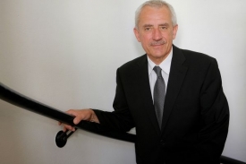 Podle ministra zdravotnictví Hegera chybí peníze.