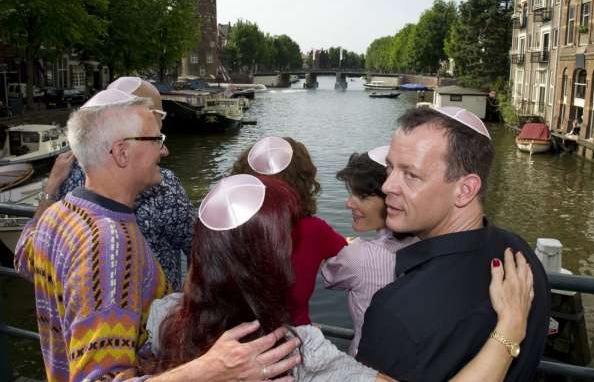 Židé na odstřel? U jednoho z grachtů v Amsterdamu.