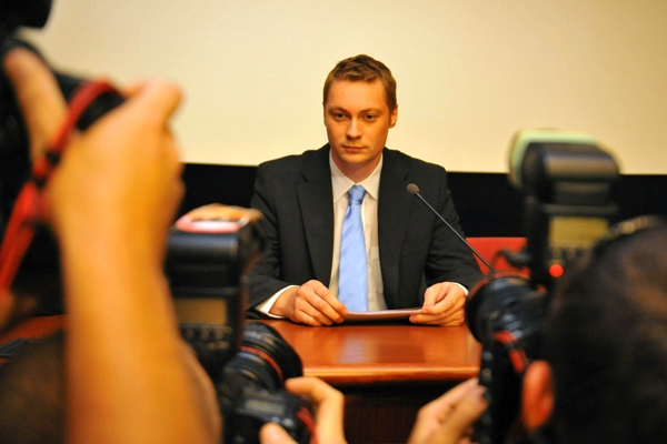 Jan Morava se vrací do politiky.