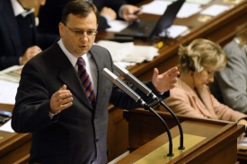 Petr Nečas si od hejtmana nenechal nic líbit.
