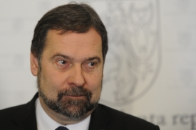 V obnovení procesu kvůli objevení nového svědka doufal i ministr vnitra Radek John.