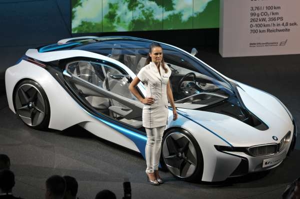 Tržby automobilky BMW by měly v roce 2011 vzrůst o 18 procent.