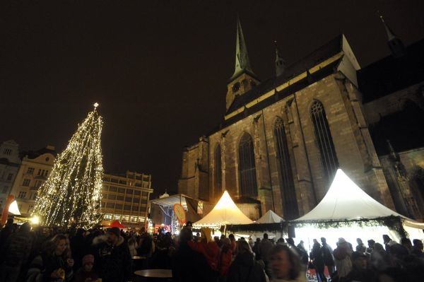 Plzeň těchto dnů. Plzeň těchto dnů.