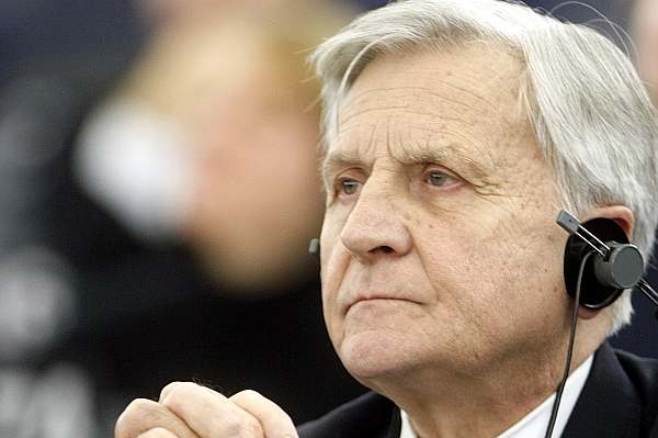 Guvernér Evropské centrální banky Jean-Claude Trichet. Guvernér Evropské centrální banky Jean-Claude Trichet.