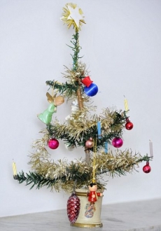 Vánoční stromeček starý 124 let.