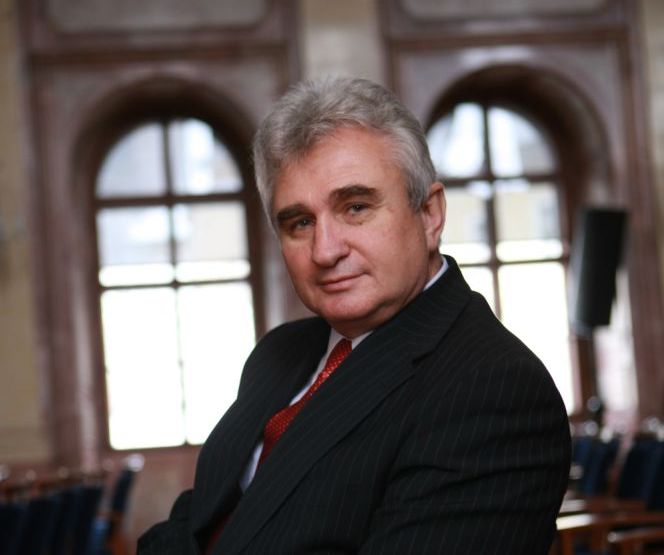 Šéf Senátu Milan Štěch poskytl on-line deníku TÝDEN.CZ rozhovor.