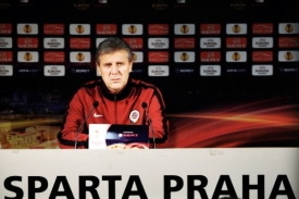 Trenér fotbalové Sparty Jozef Chovanec.