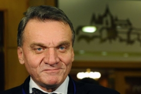 Primátor Prahy Bohuslav Svoboda.